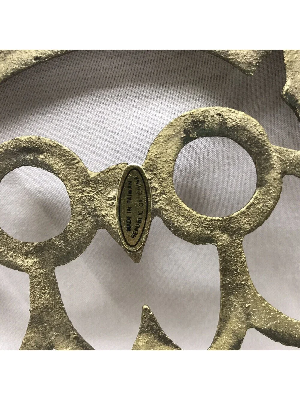 Vintage Brass Owl Trivet Made In Taiwan Patina 7”x5”  MCM Mid Century Modern